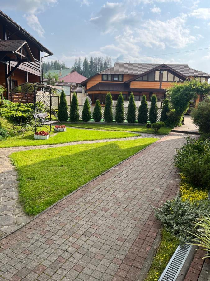 Courtyard * Sławsko